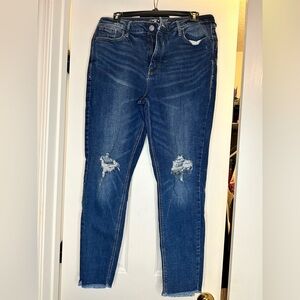 Old Navy High Rise Distressed Skinny Jeans